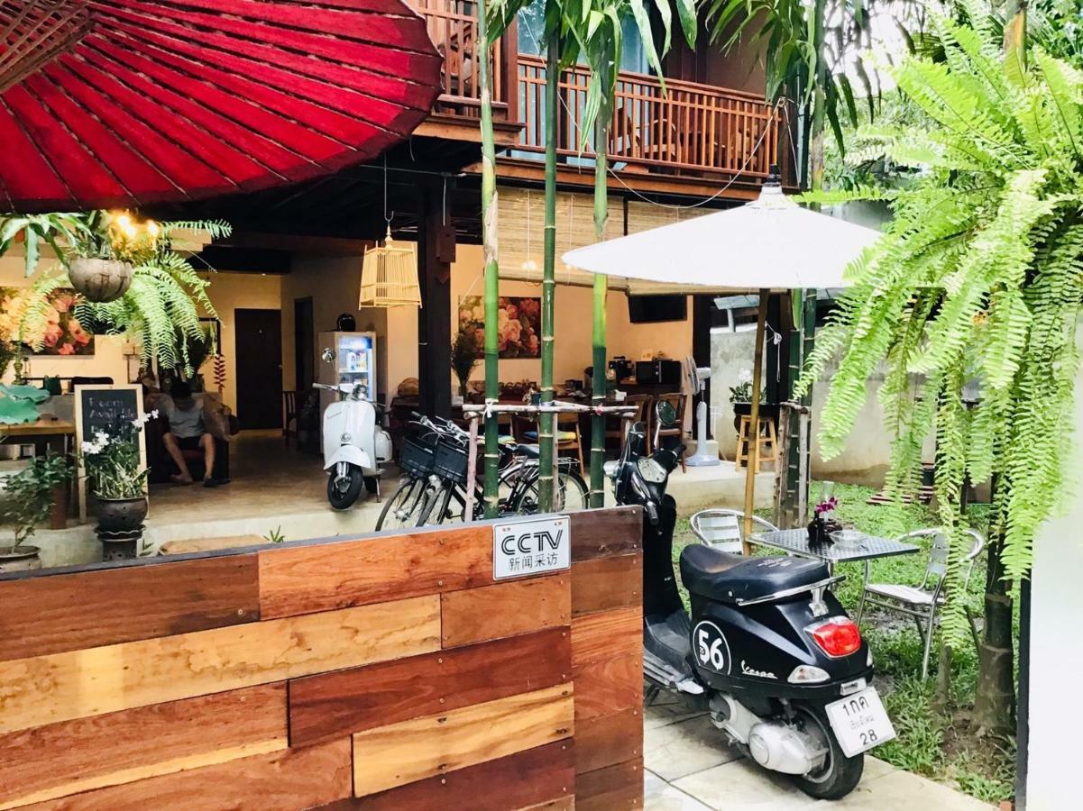 Hotel The Eight Ratvithi House Chiang Mai Exterior foto