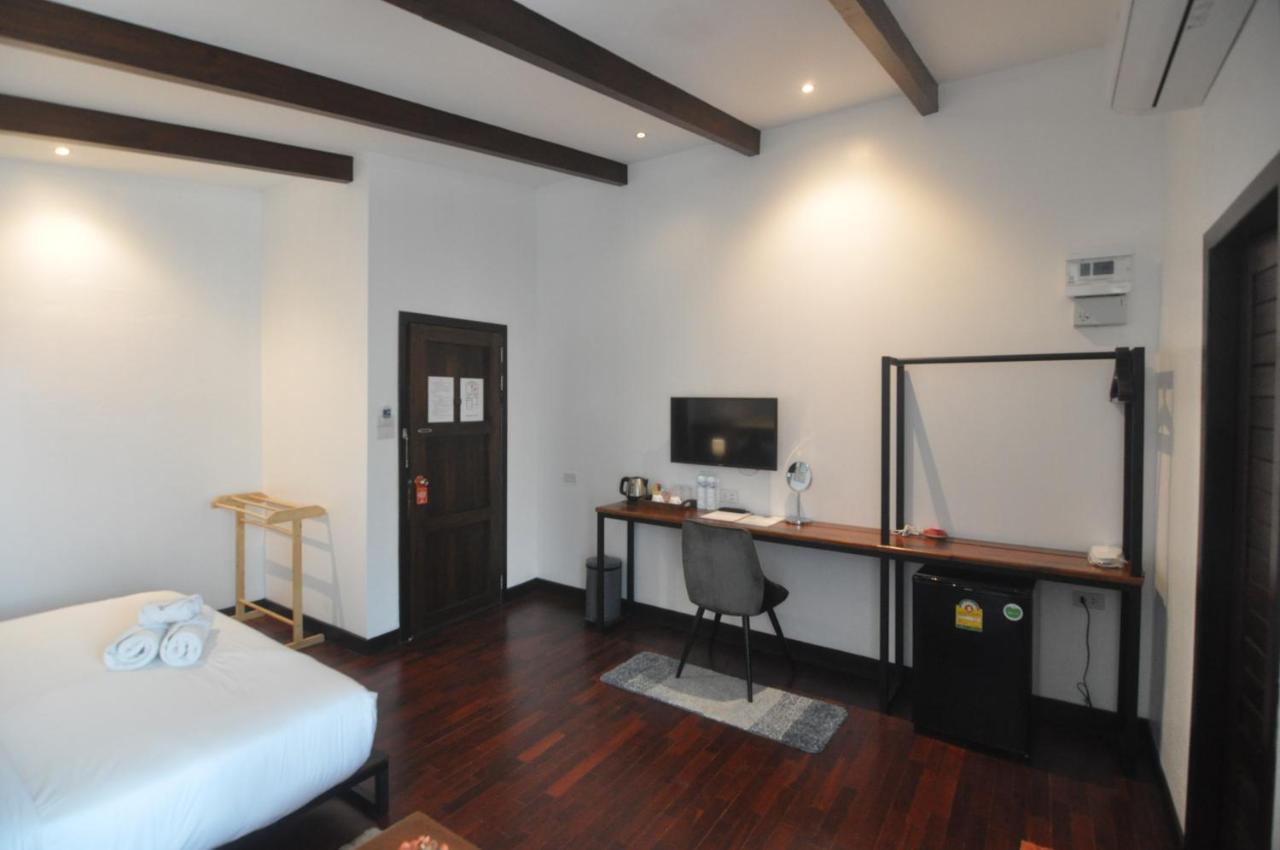Hotel The Eight Ratvithi House Chiang Mai Exterior foto