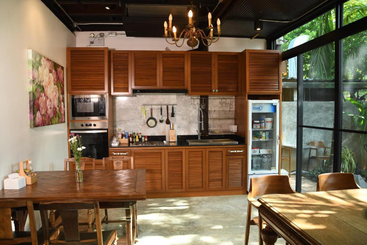 Hotel The Eight Ratvithi House Chiang Mai Exterior foto